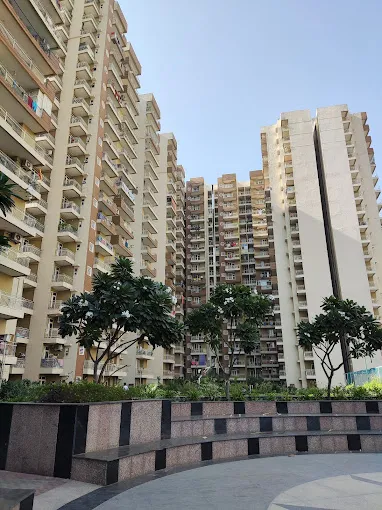 Residents' seating amphitheater